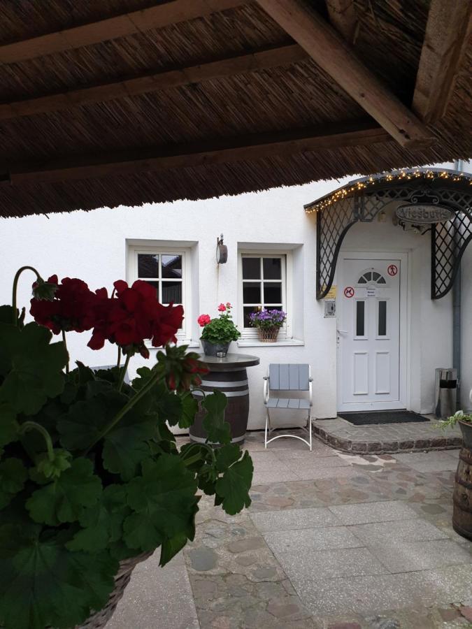 Vienkiemis Guest House Kretinga Exterior foto